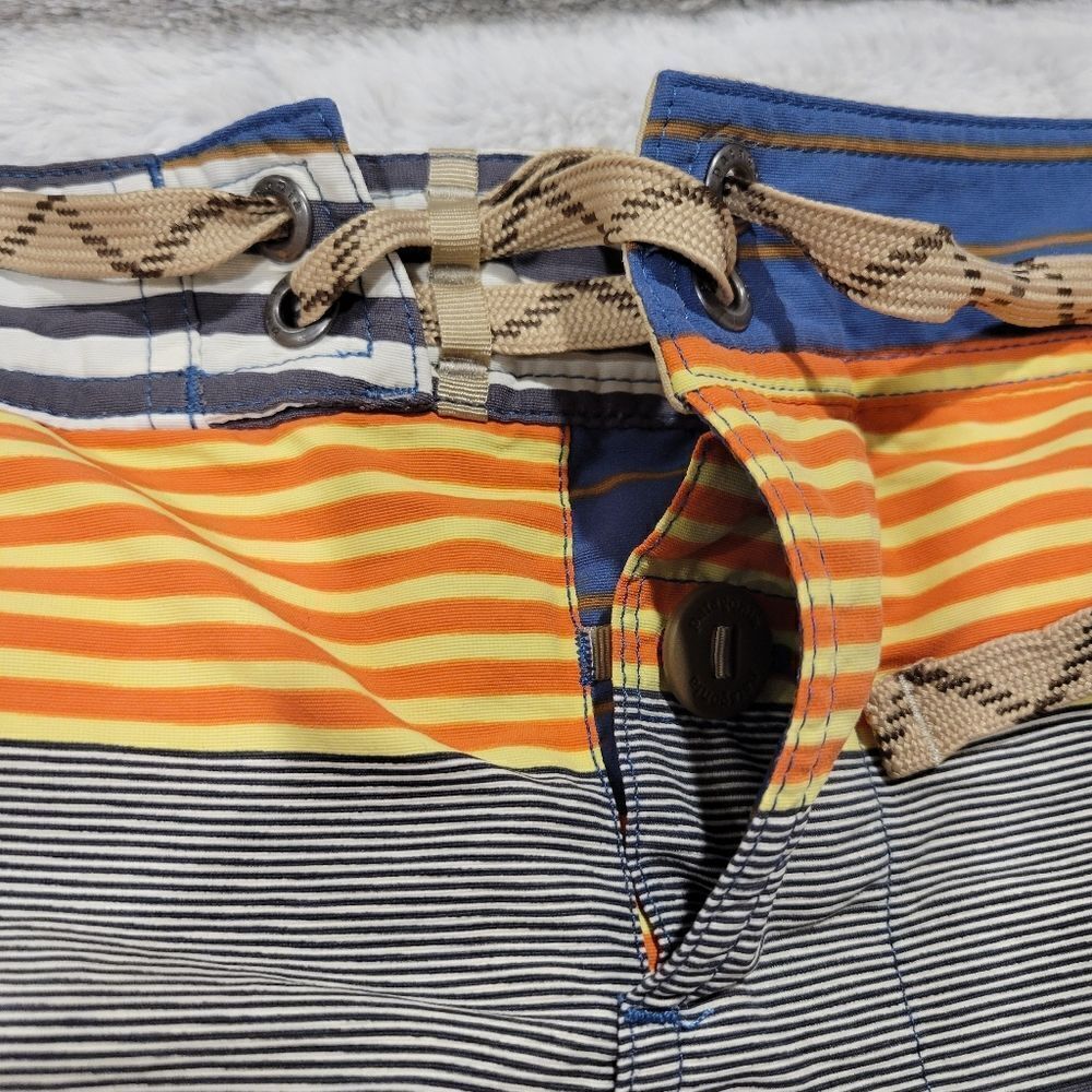 Patagonia board shorts, size 38 - Picture 6 of 13